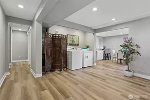22719 1st Pl W, Bothell, WA 98021 - Photo 25