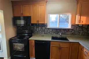 225 14th St SE, Auburn, WA 98002 - Photo 5