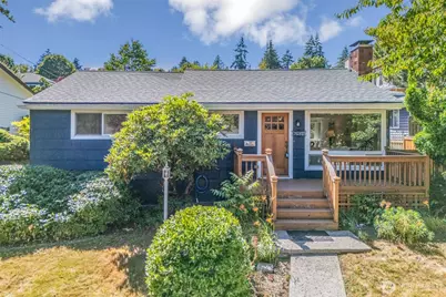 6831 37th Avenue NE, Seattle, WA 98115 - Photo 1