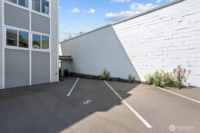 5912 California Avenue SW #201, Seattle, WA 98136 - Photo 29