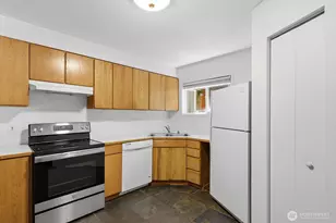 16524 35th Ave NE, Lake Forest Park, WA 98155 - Photo 11