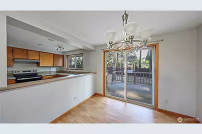 368 NW Columbia Drive, Oak Harbor, WA 98277 - Photo 5