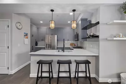 7549 SE 29th Street #103, Mercer Island, WA 98040 - Photo 13
