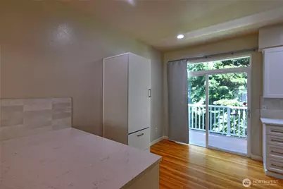 7214 NE 182nd Street #3, Kenmore, WA 98028 - Photo 9