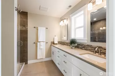 4372 Lakeview Court, Bellingham, WA 98229 - Photo 15