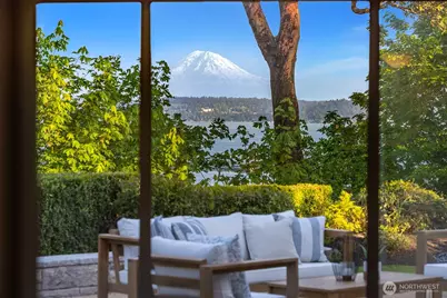 3704 48th Avenue NE, Seattle, WA 98105 - Photo 7