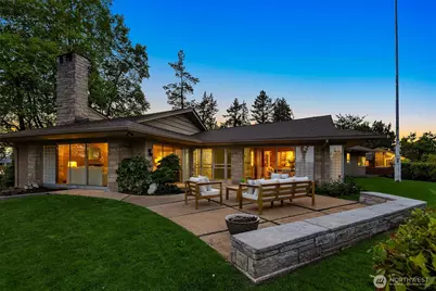 3704 48th Avenue NE, Seattle, WA 98105 - Photo 1