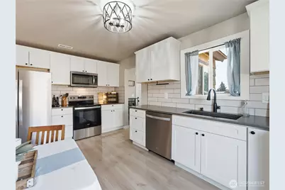 58 S Union, East Wenatchee, WA 98802 - Photo 11