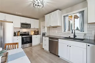58 S Union, East Wenatchee, WA 98802 - Photo 11