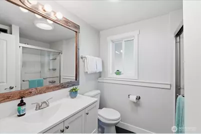 24702 E 54th Avenue, Graham, WA 98338 - Photo 19