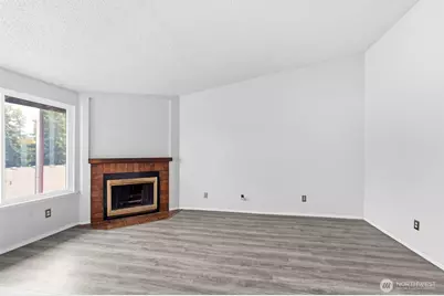 4002 S 158th Street, Tukwila, WA 98188 - Photo 9