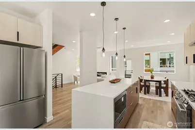 7776 Highland Park Way SW #A, Seattle, WA 98106 - Photo 11