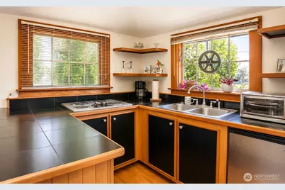 4315 K Place, Seaview, WA 98644 - Photo 17