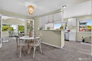306 Spyglass Dr, Freeland, WA 98249 - Photo 11