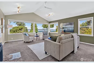 306 Spyglass Drive, Freeland, WA 98249 - Photo 5