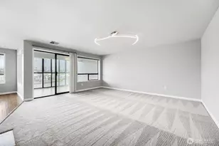 3100 W Commodore Way, Seattle, WA 98199 - Photo 9