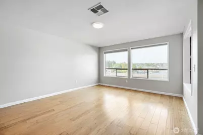 3100 W Commodore Way #305, Seattle, WA 98199 - Photo 15