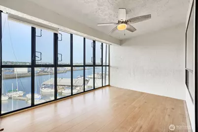 3100 W Commodore Way #305, Seattle, WA 98199 - Photo 7