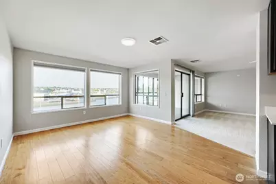 3100 W Commodore Way #305, Seattle, WA 98199 - Photo 13