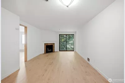 25131 98th Place S #B205, Kent, WA 98030 - Photo 17