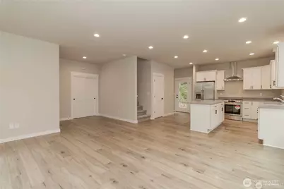 21649 Clear Lake Boulevard SE, Yelm, WA 98597 - Photo 5