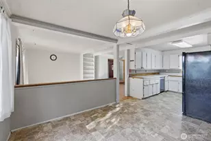 6703 Pioneer Hwy, Stanwood, WA 98292 - Photo 9