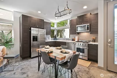310 21st Avenue #A, Seattle, WA 98122 - Photo 3