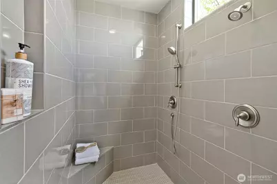 310 21st Avenue #A, Seattle, WA 98122 - Photo 21