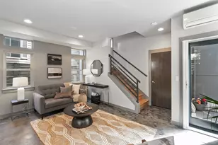 310 21st Ave, Seattle, WA 98122 - Photo 7