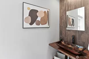 310 21st Ave, Seattle, WA 98122 - Photo 17