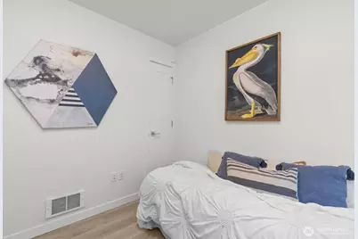 716 11th Avenue E #A, Seattle, WA 98102 - Photo 23