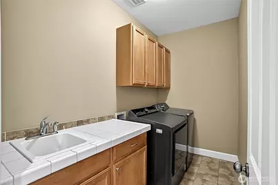6916 50th St W, University Place, WA 98467 - Photo 11