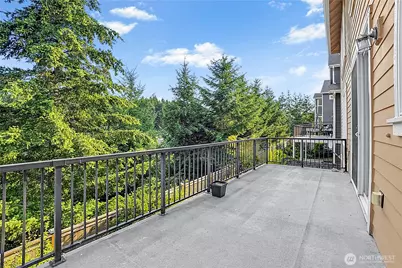 6916 50th St W, University Place, WA 98467 - Photo 9