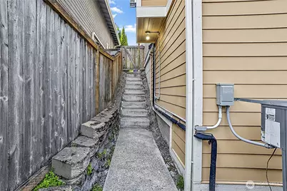6916 50th St W, University Place, WA 98467 - Photo 37