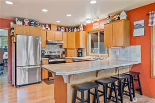 241 Growlers Gulch Rd, Castle Rock, WA 98611 - Photo 7