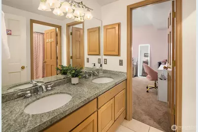 7066 92nd Avenue SE, Mercer Island, WA 98040 - Photo 27