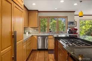 7066 92nd Ave SE, Mercer Island, WA 98040 - Photo 11