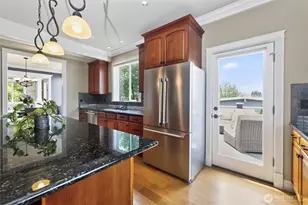 816 Walnut St, Edmonds, WA 98020 - Photo 11