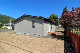 1603 Park Ave, Raymond, WA 98577 - Photo 25