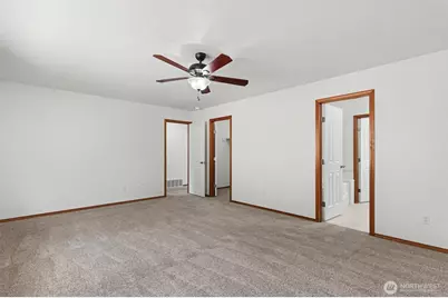 18663 Rainier View Road SE, Monroe, WA 98272 - Photo 11