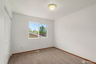 18663 Rainier View Rd SE, Monroe, WA 98272 - Photo 19
