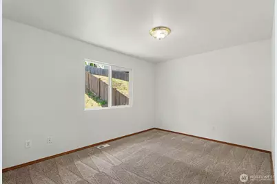 18663 Rainier View Road SE, Monroe, WA 98272 - Photo 15