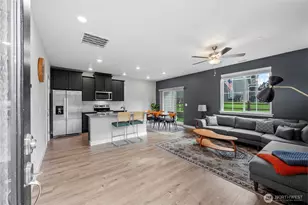 22401 N Alcazar Ave, Arlington, WA 98223 - Photo 3