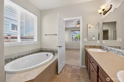638 Mandee Street SE, Lacey, WA 98513 - Photo 27