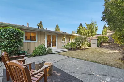 936 165th Avenue SE, Bellevue, WA 98008 - Photo 27