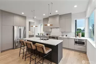 4049 44th Ave SW, Seattle, WA 98116 - Photo 9