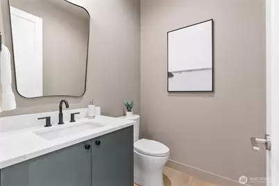 4049 44th Avenue SW, Seattle, WA 98116 - Photo 17