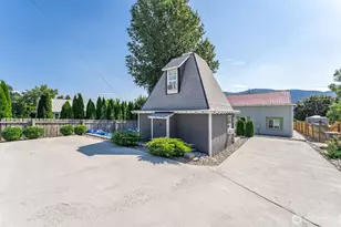 703 Boetzkes Ave, Manson, WA 98831 - Photo 29
