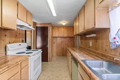 21408 Big Valley Road NE, Poulsbo, WA 98370 - Photo 9