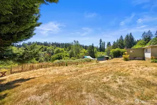 21408 Big Valley Rd NE, Poulsbo, WA 98370 - Photo 17